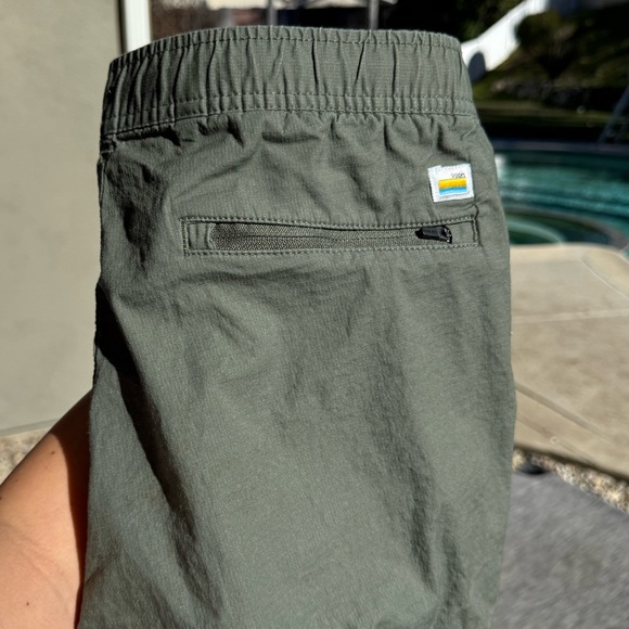 vuori ripstop army green cargo joggers - Picture 3 of 13